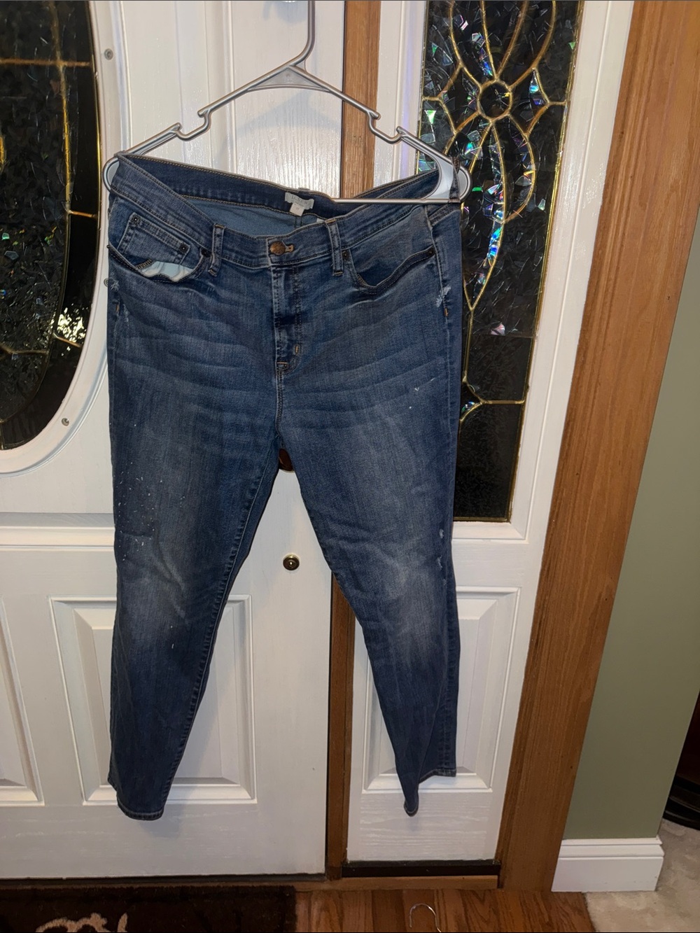 Classic Mid-Wash Blue Women’s Jeans